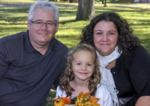 Carl & Brenda (Goyetche) Spénard of Calgary, AB with daughter Téa (2017)