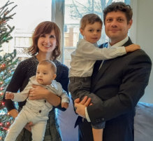 Michael, Magda, Ben and Oliver Phares of Burlington, ON, son & family of Linda (Goyetche) Phares  (2021)