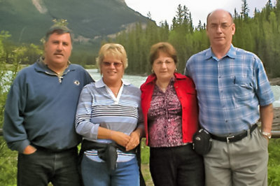 Alcide & Karen Goyetche of Spruce Grove, AB with John & Connie (Goyetche) Brushett of Halifax, NS (2005)
